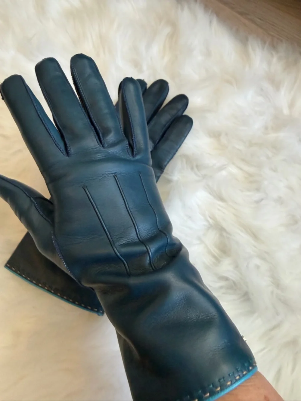 Coach Teal Leather Gloves with Cashmere Lining - Picture 4 of 8